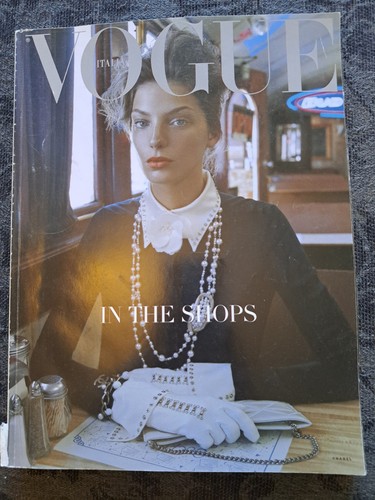 Fashion manual vogue - fashion, italia