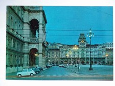 TRIESTE piazza unità notturno Fiat 500 600 vecchia cartolina  