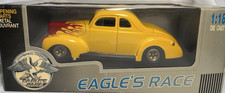 Universal Hobbies Eagle's Race 1:18 Ford Deluxe Hot Rod 1940