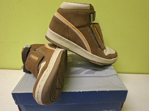 Retro vintage reebok alien - retro,