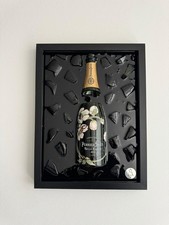 Quadro in resina con bottiglia rotta Perrier Jouet Belle Epoque 32x42 cm