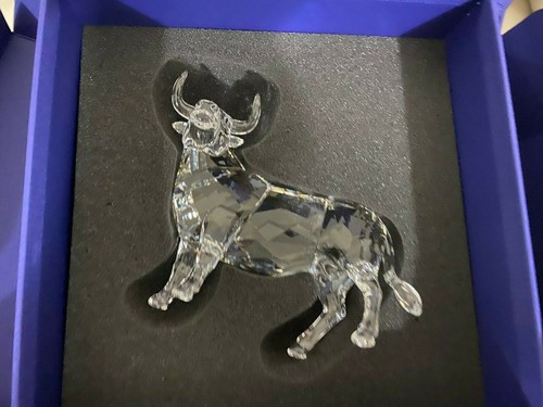 Swarovski crystal bull 5365721 - swarovski,
