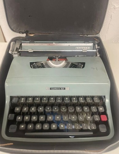 Macchina scrivere olivetti - da,