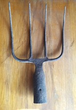 Forcone Rustico Ferro A 4 Punte