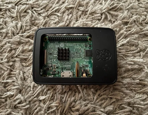 Raspberry model 1gb - raspberry, b