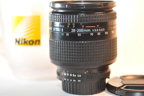 Nikon nikkor 200 mm - d,