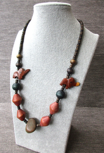 Collana bigiotteria - (d),
