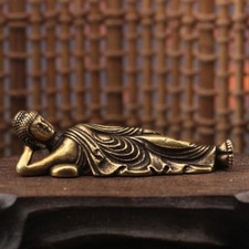 Statua Buddha addormentato in