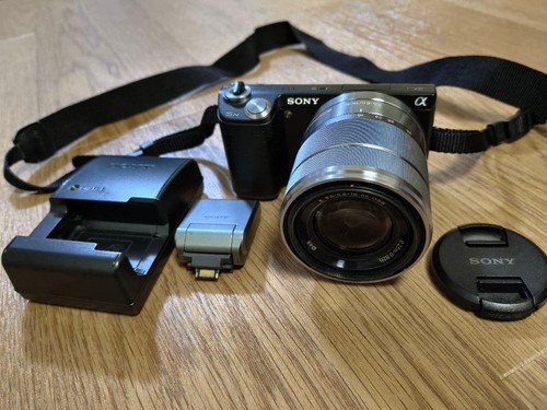 Sony nex 5 - nex-5n, f3.5-5.6