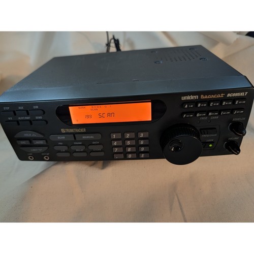 Scanner radio uniden bearcat - scanner,
