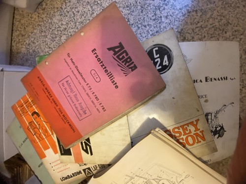 Assortimento libretti uso - libretti, e
