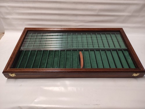 Vetrina legno per rasoi a - legno,
