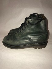 Scarpe stivaletti stringati