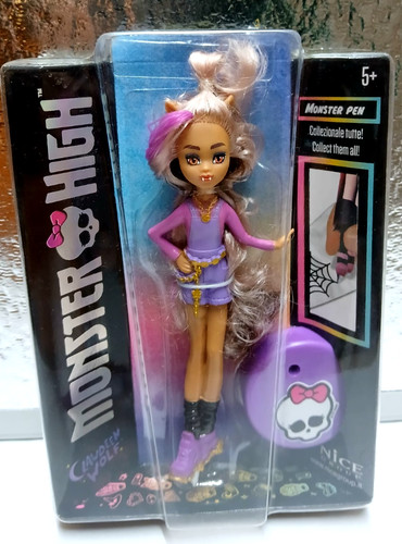 Monster high doll pen - high,