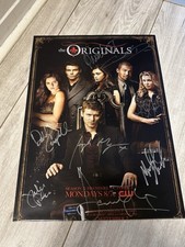 Vampire Diaries Poster Firmato