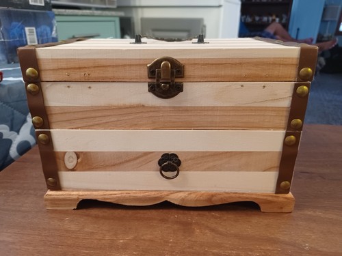 Scatola legno modello - in,