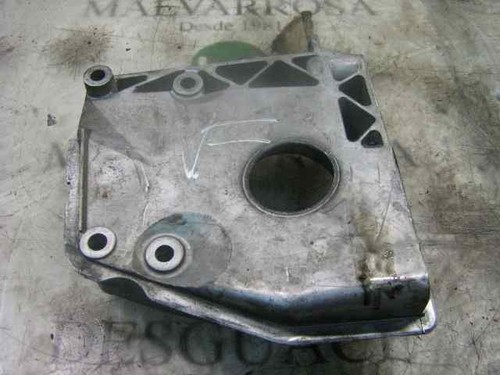 Soporte motor 6768320 - /,
