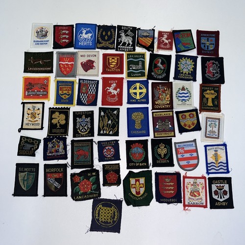 Boy scout english badges - -, x
