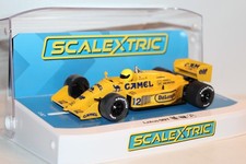 SLOT CAR SCALEXTRIC LOTUS 99 T