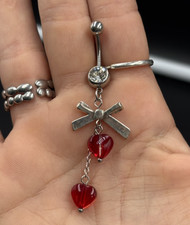 Piercing Banana in Acciaio Chirurgico mm. 1,6 x 10 Pallina mm. 5 Fiocco e cuori