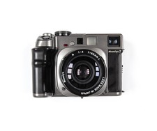 Mamiya 7 con obiettivo 65mm