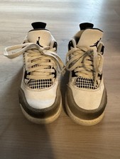 Jordan 4 Retro Mid Military