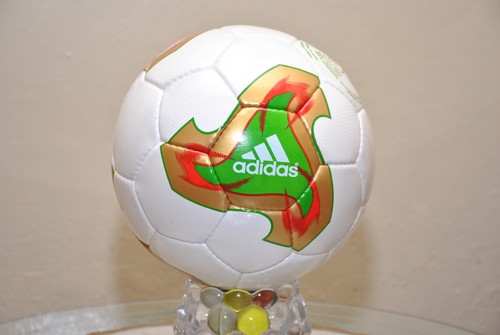 Nuovo adidas pallone ufficiale - nuovo,