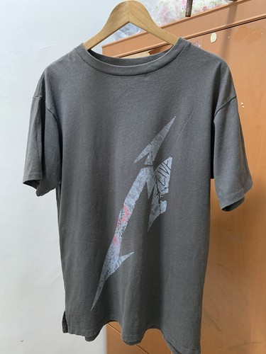 Y2k uniqlo metallica shirt - y2k,