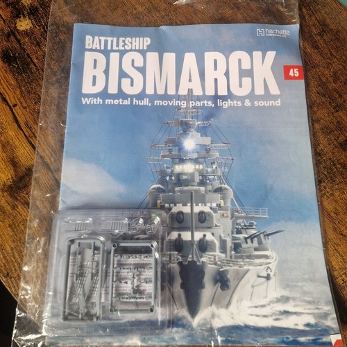 Hachette build the battleship - the,