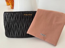 Pochette pochette Miu Miu by PRADA compatta trapuntata pelle di agnello nero oro TOP