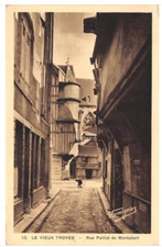 CPA 10 LE VIEUX TROYES RUE