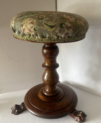 Sgabello pianoforte vintage