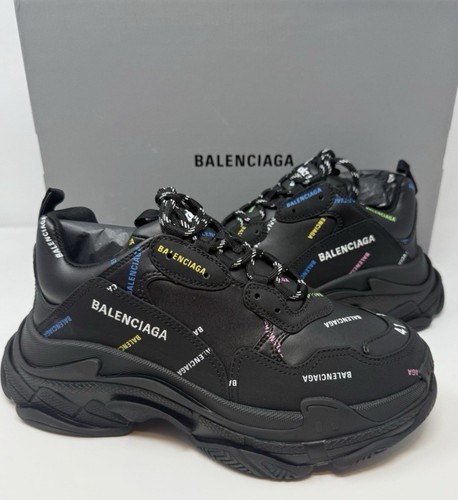 Balenciaga triple trainer - s,