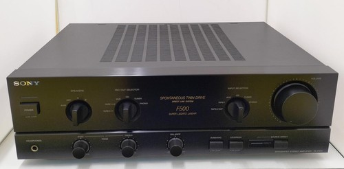 Amplificatore stereo integrato