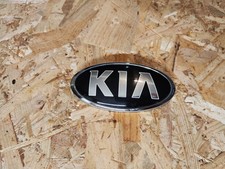 KIA SPORTAGE 86320A4000 LOGO SIGLA EMBLEMA FREGIO STEMMA SCRITTA BADGE TARGA