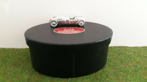 Auto union type - auto, de
