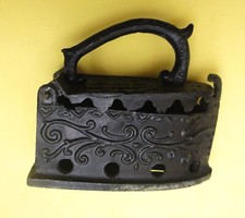 MINI FERRO DA STIRO GIOCATTOLO CON DECORAZIONI - VINTAGE