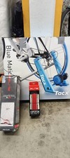 Rulli Tacx Blue Matic con ruota da allenamento. 