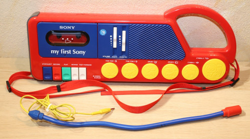 First sony walkman - walkman, tcm-4040