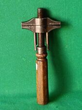 ANTICA CHIAVE INGLESE MUTZIG FRAMONT VECCHIA FERRO BATTUTO MANICO LEGNO. CO27