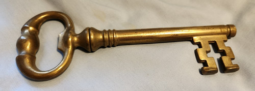 Vecchio cavatappi forma - vecchio,