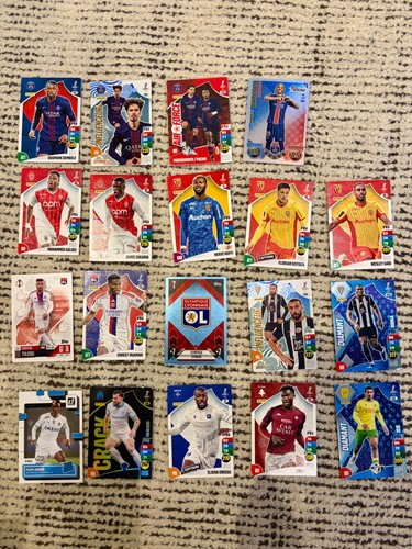 Ligue soccer card lot 19 - 1,