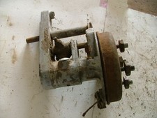 VESPA 125 BACCHETTA U FARO BASSO MOZZO TAMBURO RUOTA SUPPORTO FLANGIA PERNO