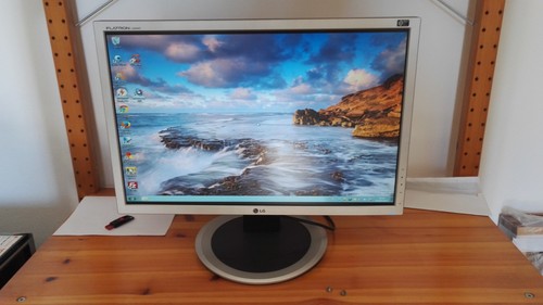 Monitor lcd tft - tft, flatron