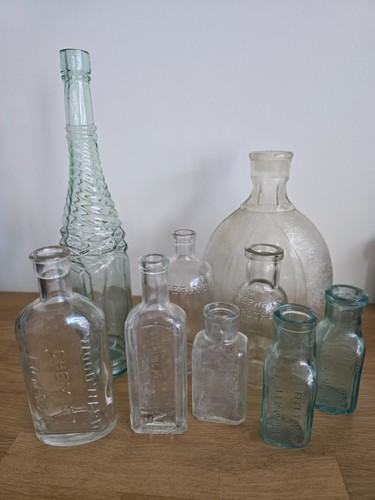 Collection vintage bottles - of,