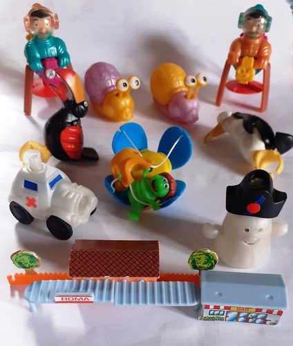 Lotto 10 sorpresine - 51,