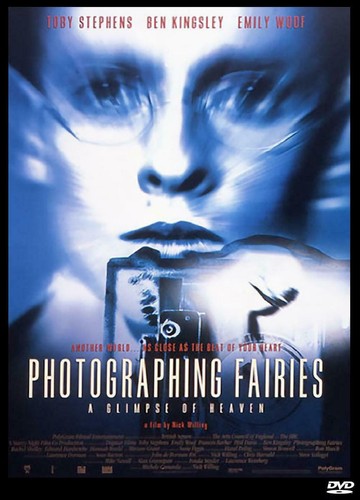 Photographing fairies - photographing, (1997)