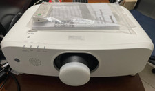 PROIETTORE PANASONIC PT-EW650EJ - 5800 LUMEN - LENTE PANASONIC ET-ELT30