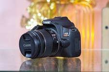 Canon EOS 250D - 24.1Mpx   /