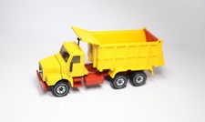 Dumper Siku 2514 Volvo - scala